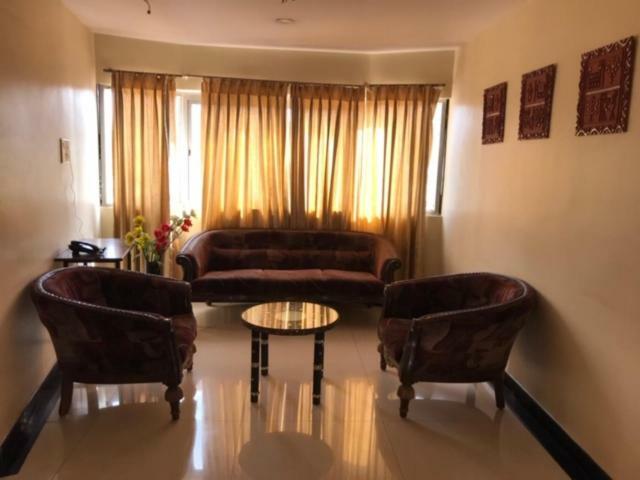 Bharati Lodge Hubli Bagian luar foto